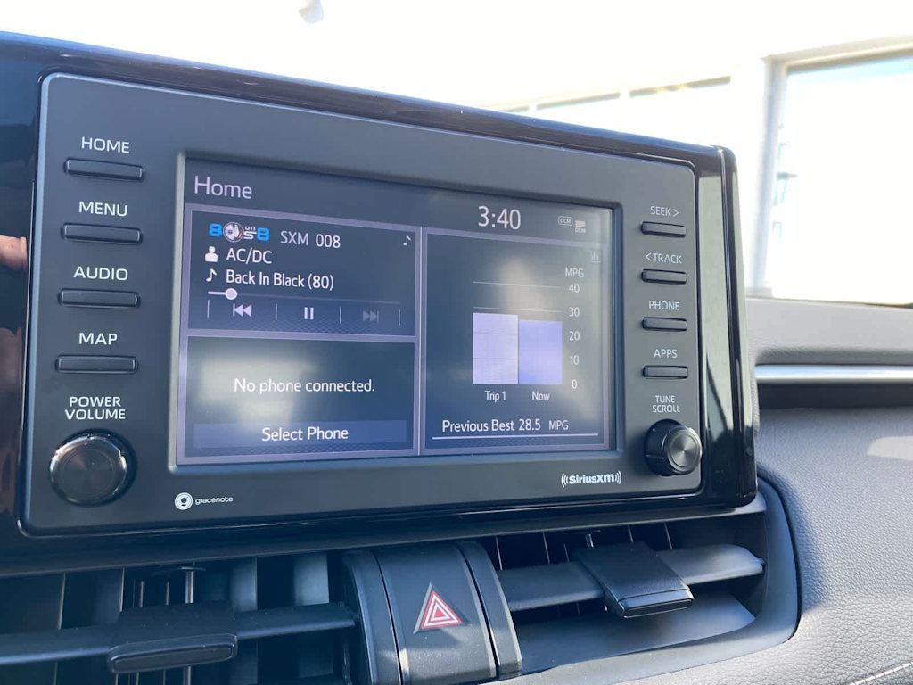 Thumbnail: 2021 Toyota RAV4 - 11