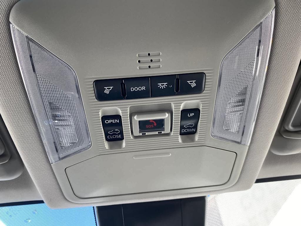 Thumbnail: 2021 Toyota RAV4 - 30