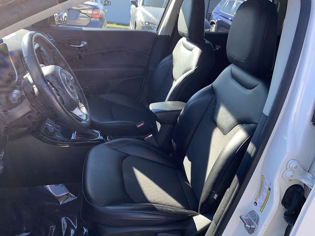 Thumbnail: 2019 Jeep Compass - 10