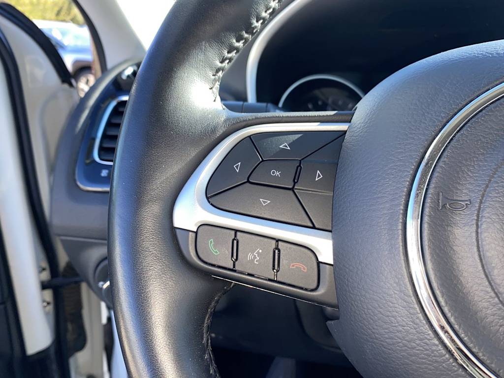 Thumbnail: 2019 Jeep Compass - 28