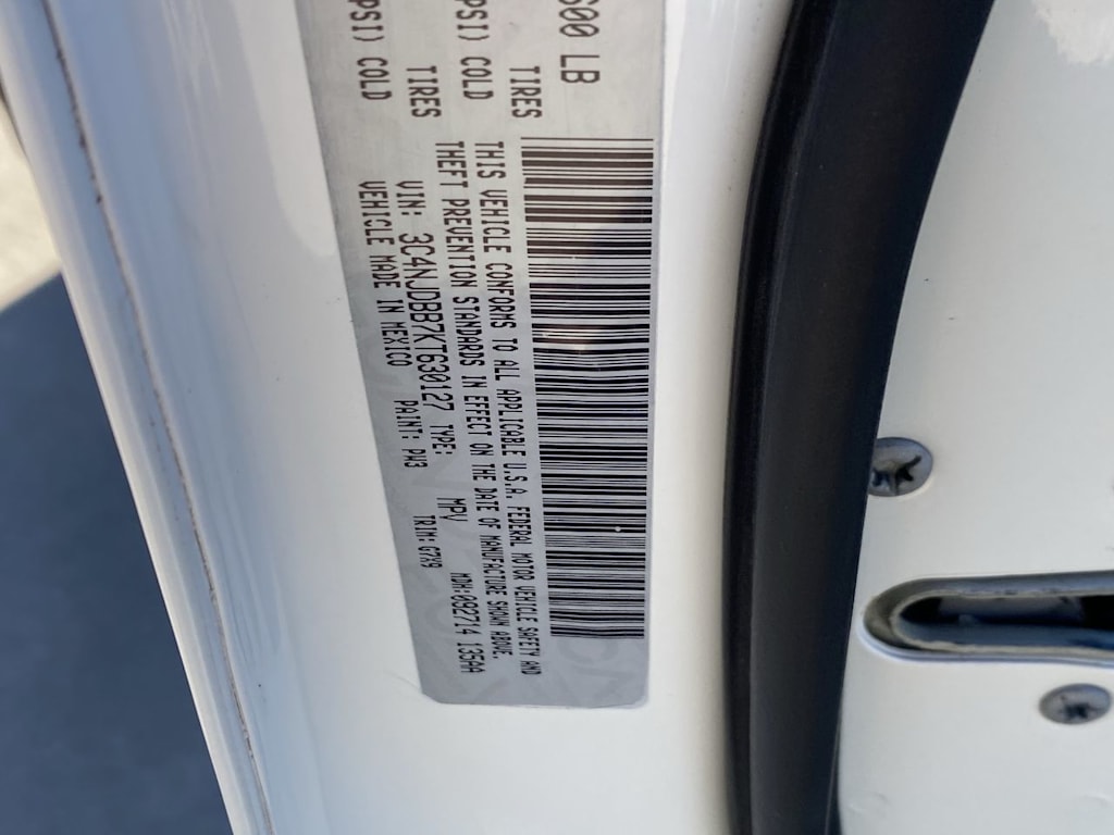 Thumbnail: 2019 Jeep Compass - 19