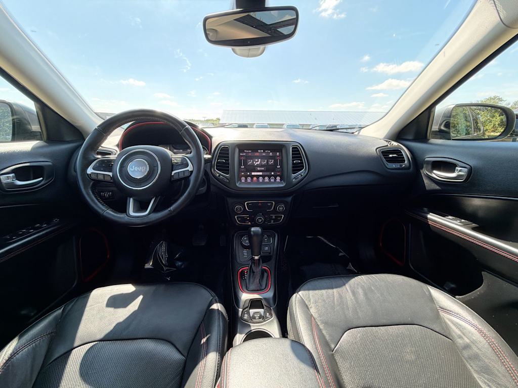 Thumbnail: 2017 Jeep Compass - 9