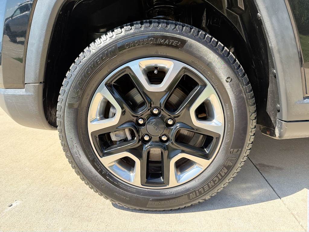 Thumbnail: 2017 Jeep Compass - 7