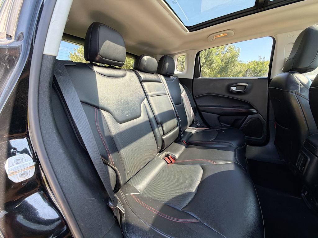 Thumbnail: 2017 Jeep Compass - 26