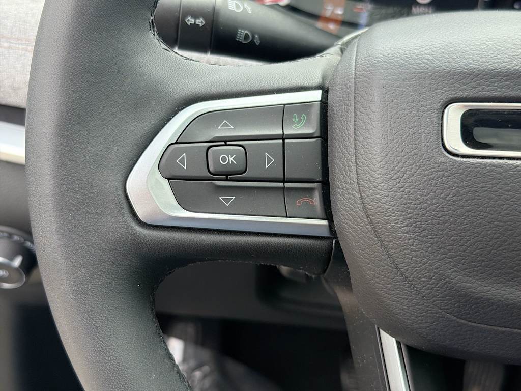 Thumbnail: 2024 Jeep Compass - 28