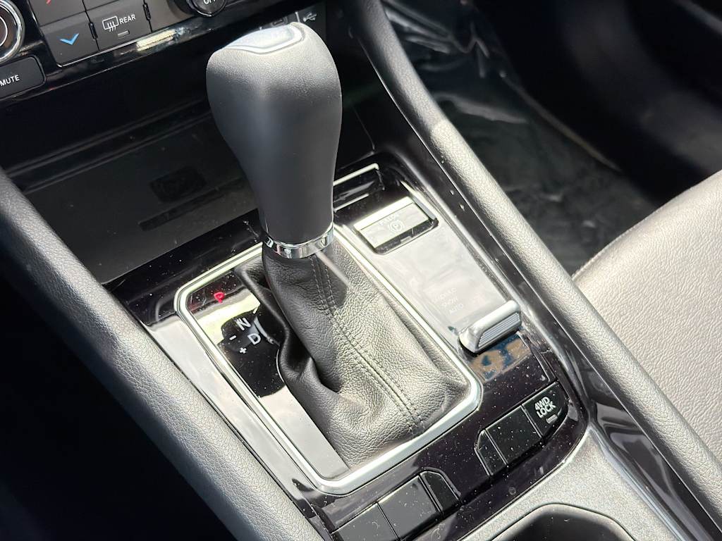 Thumbnail: 2024 Jeep Compass - 16