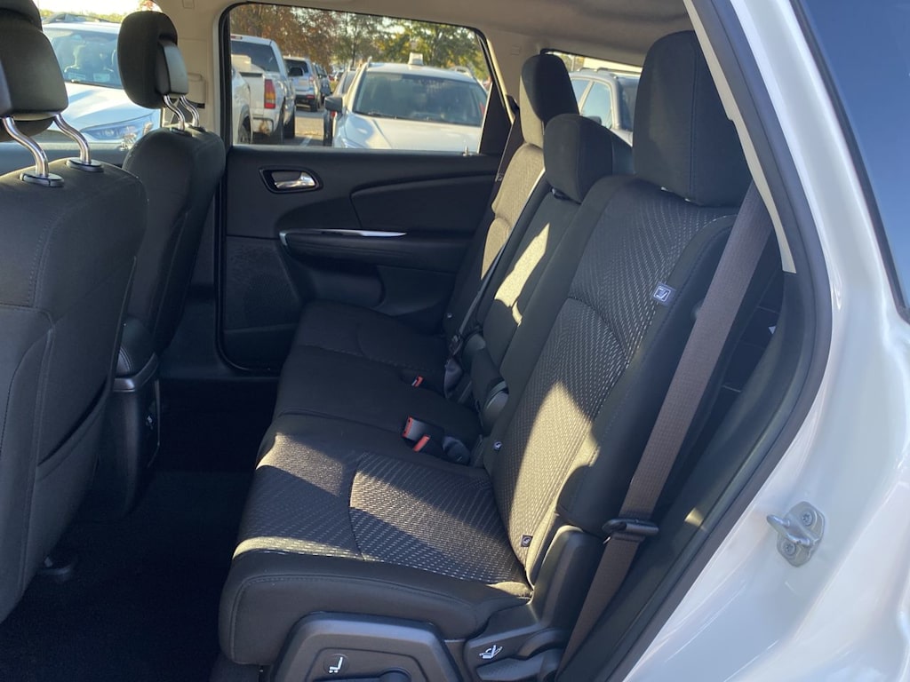 Thumbnail: 2020 Dodge Journey - 24