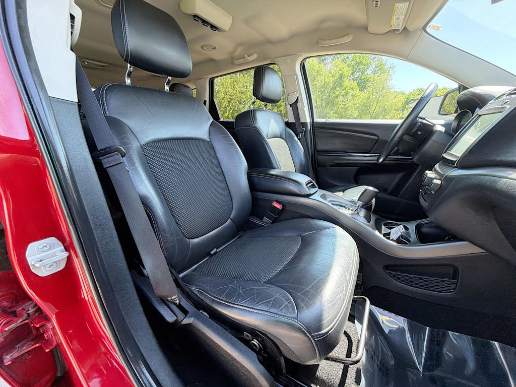 Thumbnail: 2015 Dodge Journey - 26