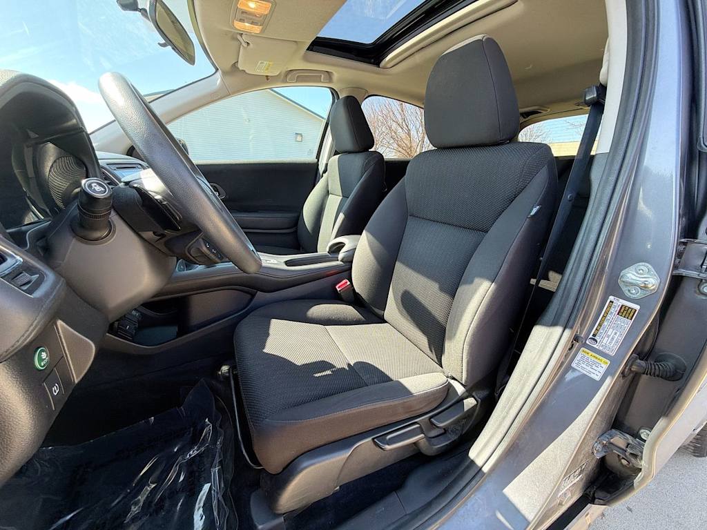 Thumbnail: 2016 Honda HR-V - 10