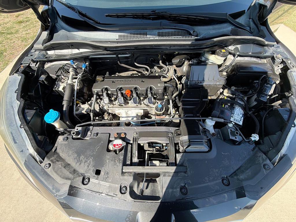 Thumbnail: 2016 Honda HR-V - 8