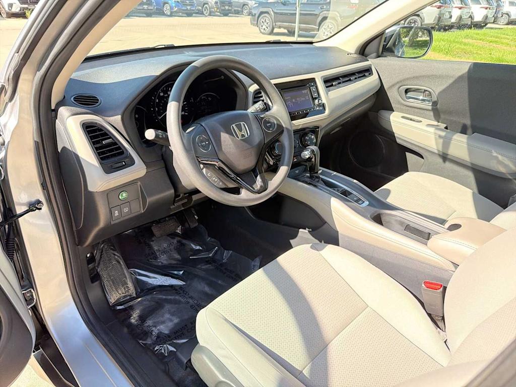 Thumbnail: 2022 Honda HR-V - 2