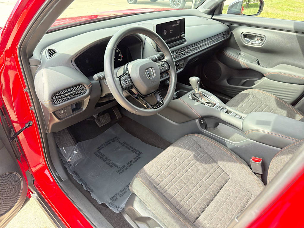 Thumbnail: 2025 Honda HR-V - 2