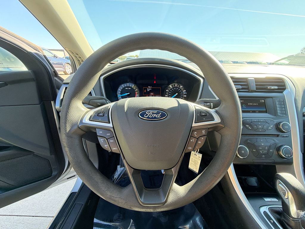 Thumbnail: 2015 Ford Fusion - 13