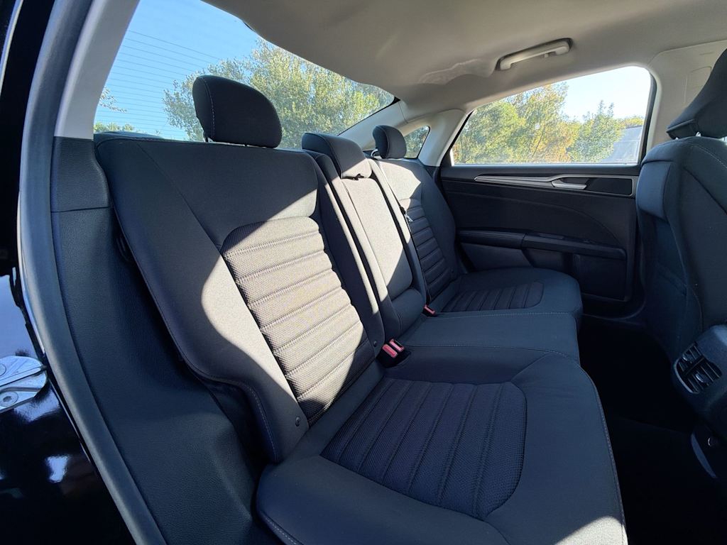 Thumbnail: 2018 Ford Fusion - 25