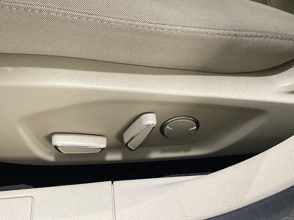 2018 Ford Fusion  24