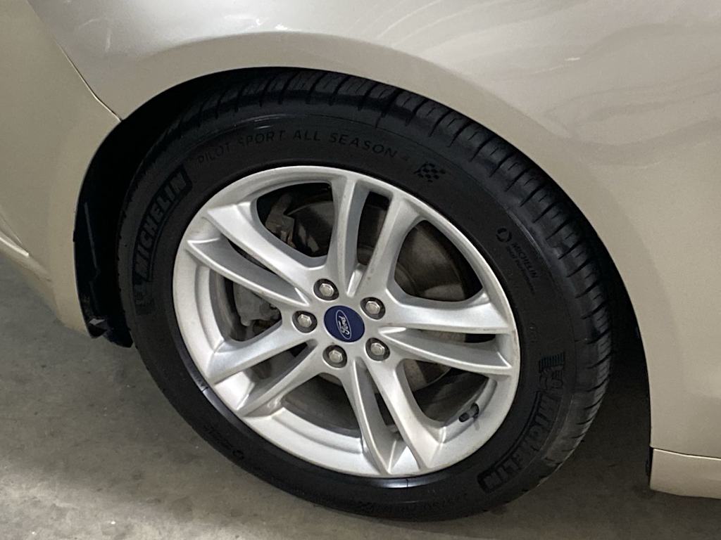 2018 Ford Fusion  8