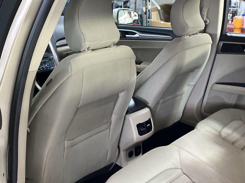 2018 Ford Fusion  13