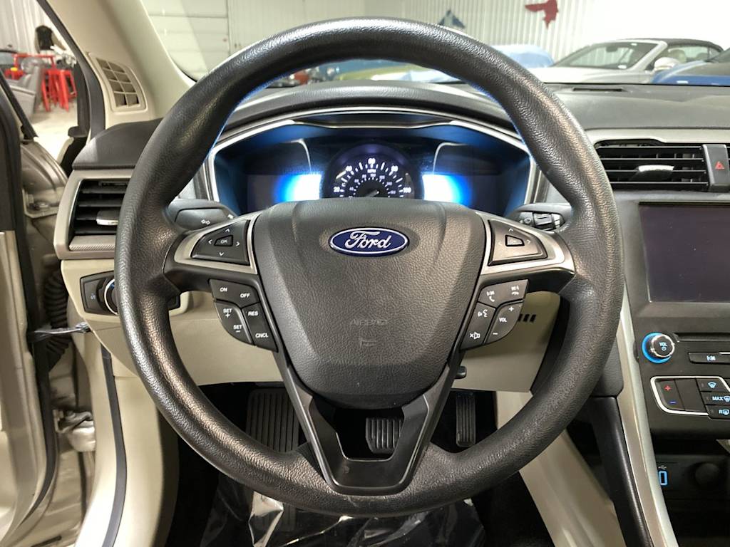 2018 Ford Fusion  14