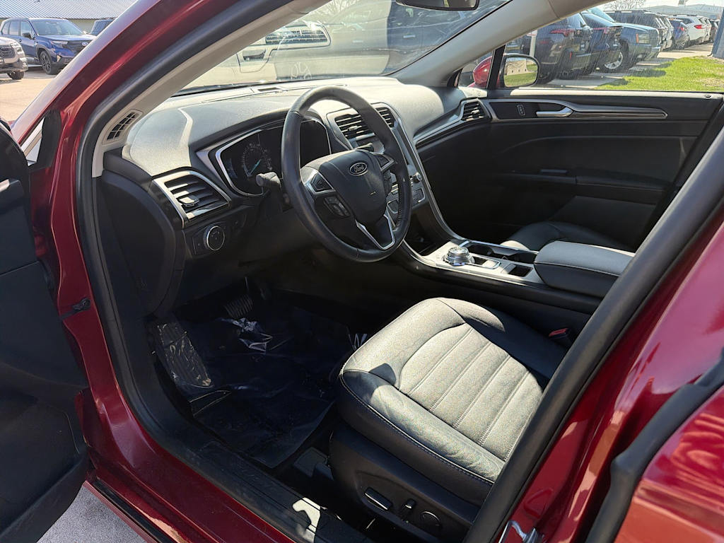 Thumbnail: 2017 Ford Fusion - 10