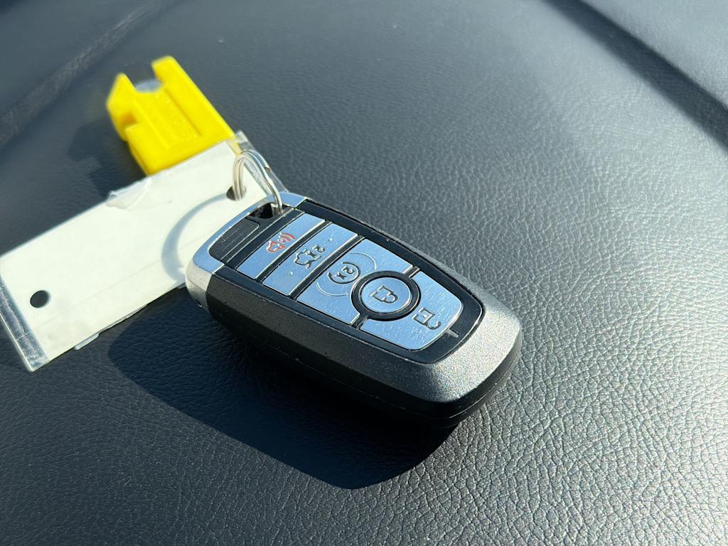 Thumbnail: 2017 Ford Fusion - 17