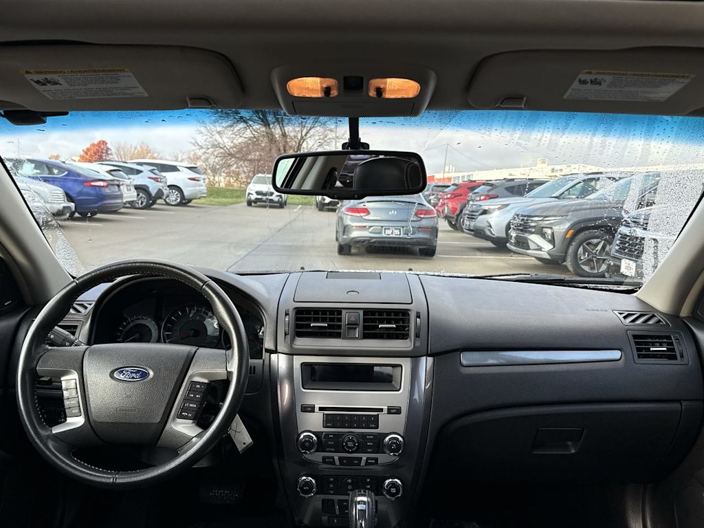 Thumbnail: 2010 Ford Fusion - 8