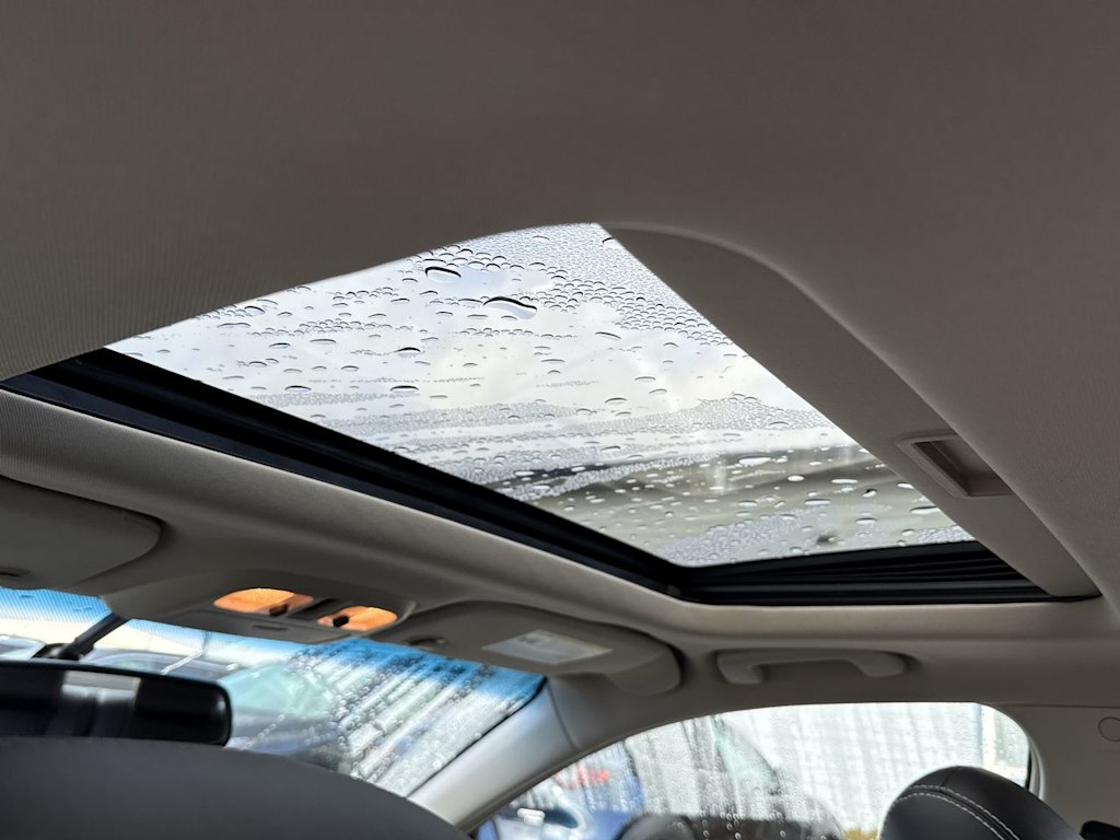 Thumbnail: 2010 Ford Fusion - 26