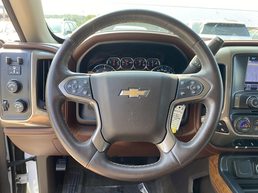 Thumbnail: 2017 Chevrolet Silverado 1500 - 14
