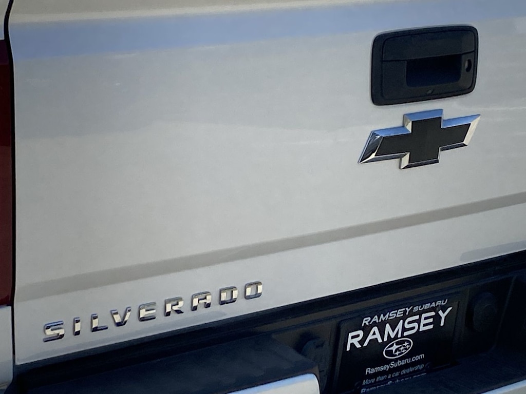 Thumbnail: 2017 Chevrolet Silverado 1500 - 15