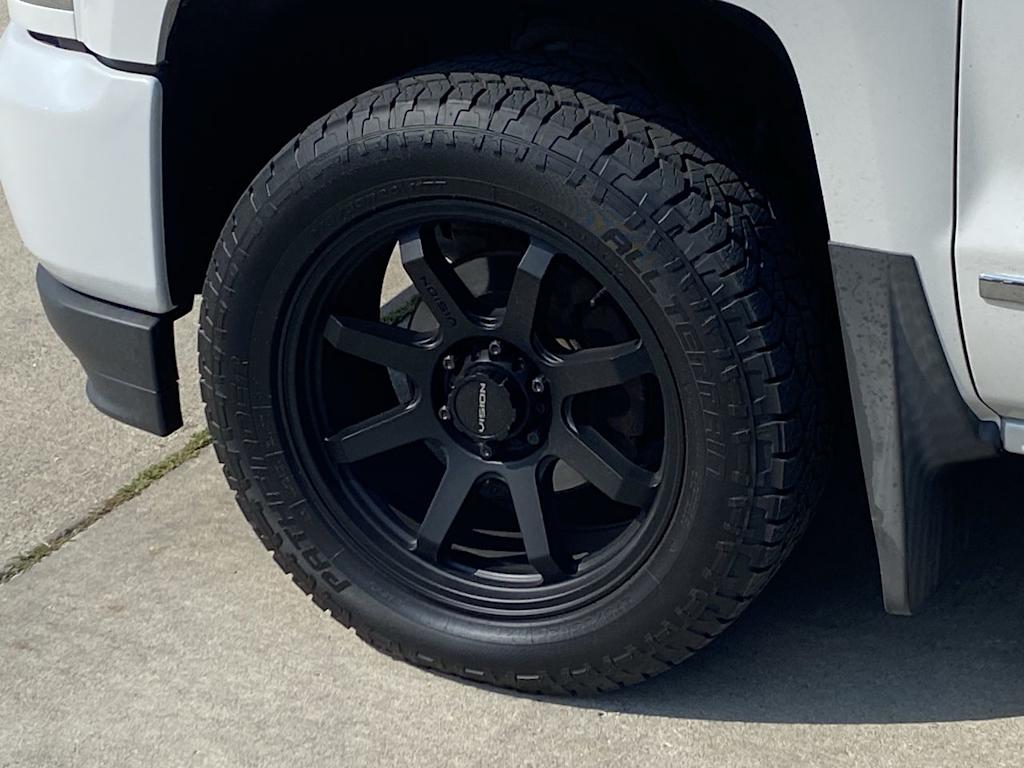 Thumbnail: 2017 Chevrolet Silverado 1500 - 8