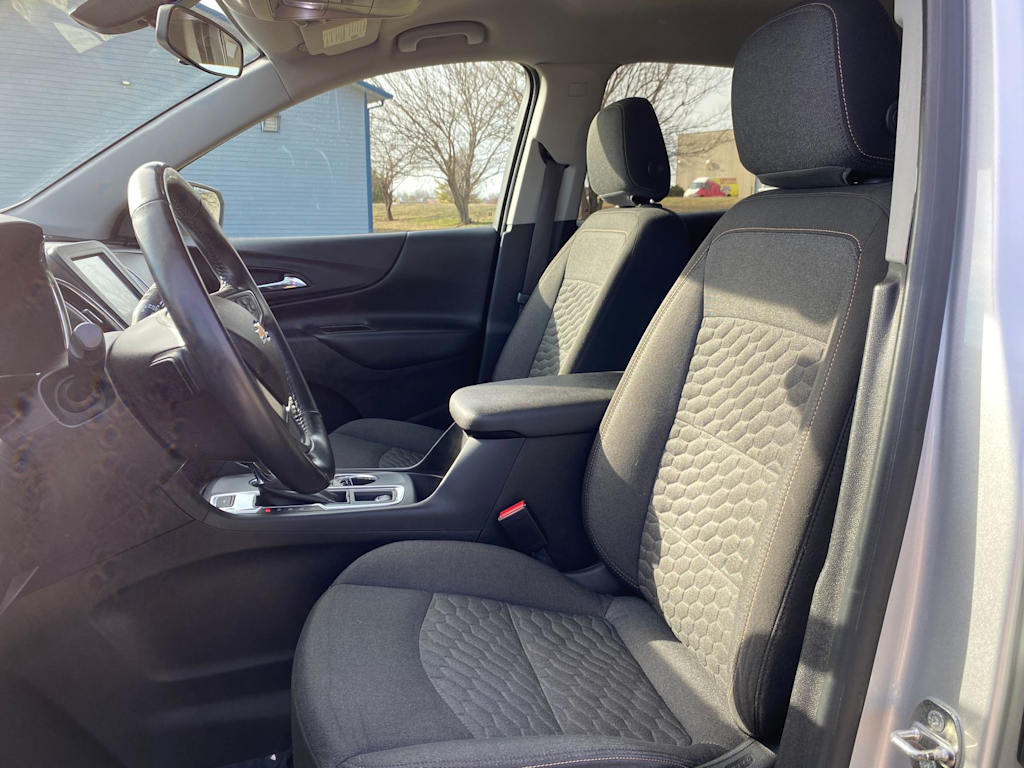 Thumbnail: 2018 Chevrolet Equinox - 10