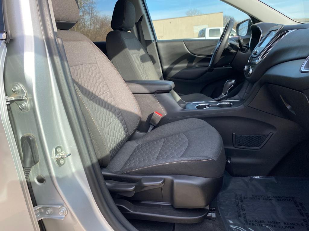 Thumbnail: 2018 Chevrolet Equinox - 11