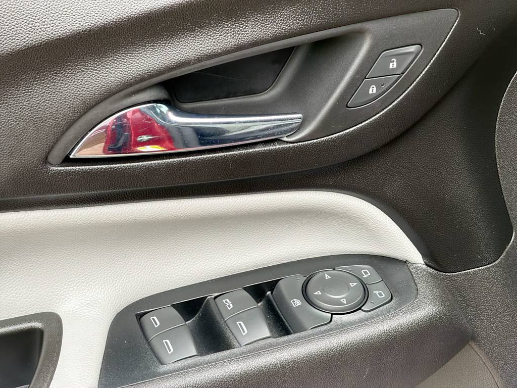 Thumbnail: 2020 Chevrolet Equinox - 22