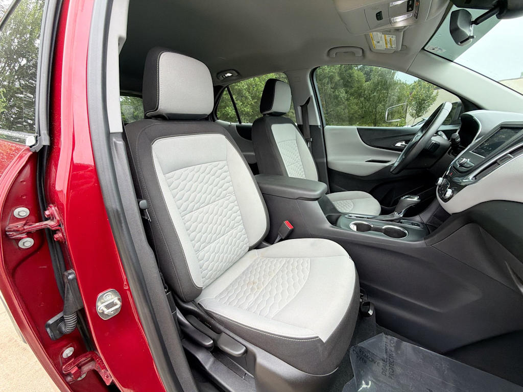 Thumbnail: 2020 Chevrolet Equinox - 25