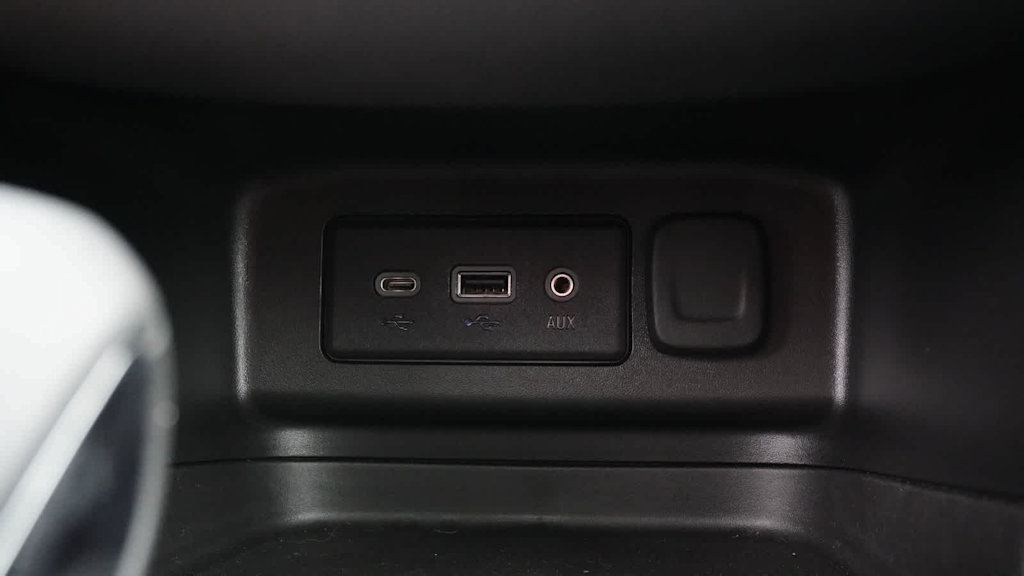 Thumbnail: 2022 Chevrolet Equinox - 35