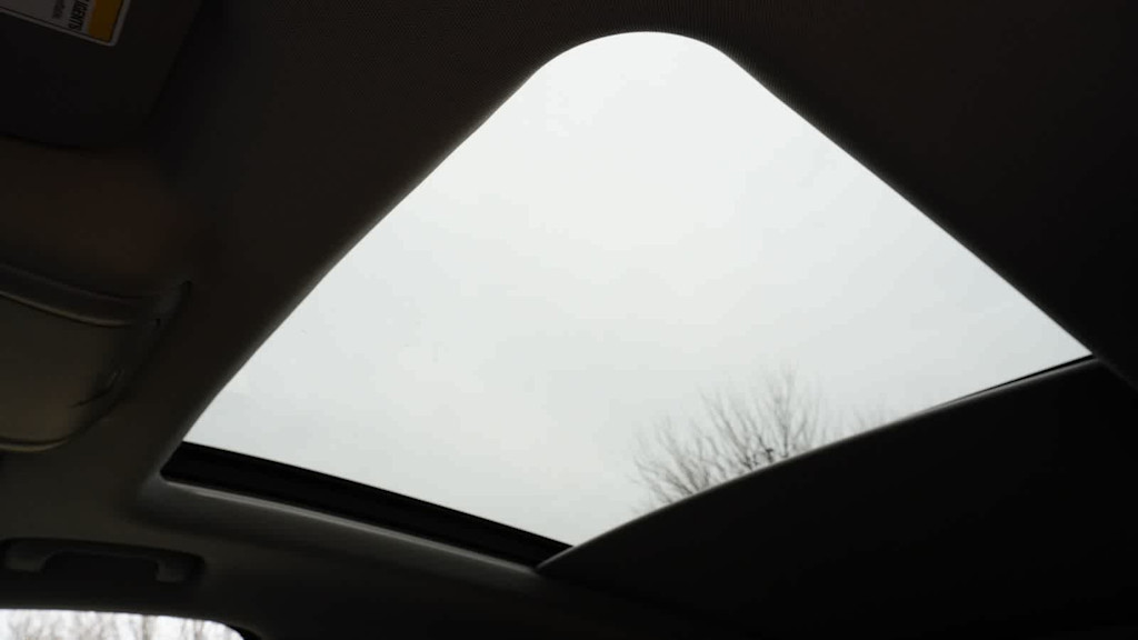 Thumbnail: 2022 Chevrolet Equinox - 31