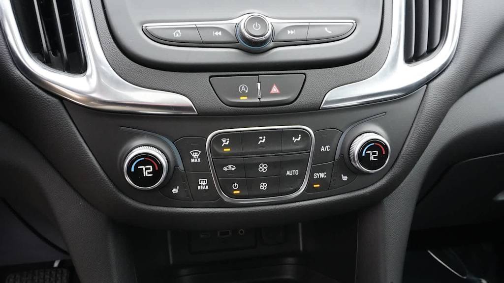 Thumbnail: 2022 Chevrolet Equinox - 34