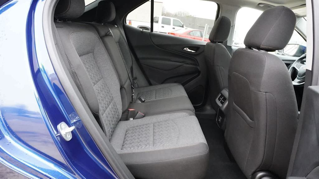 Thumbnail: 2022 Chevrolet Equinox - 25