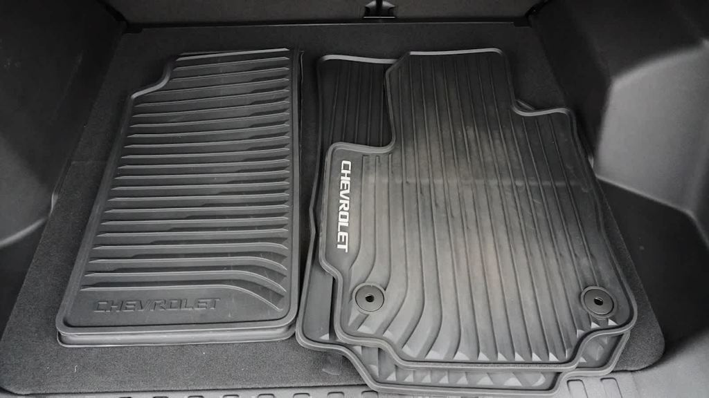 Thumbnail: 2022 Chevrolet Equinox - 27