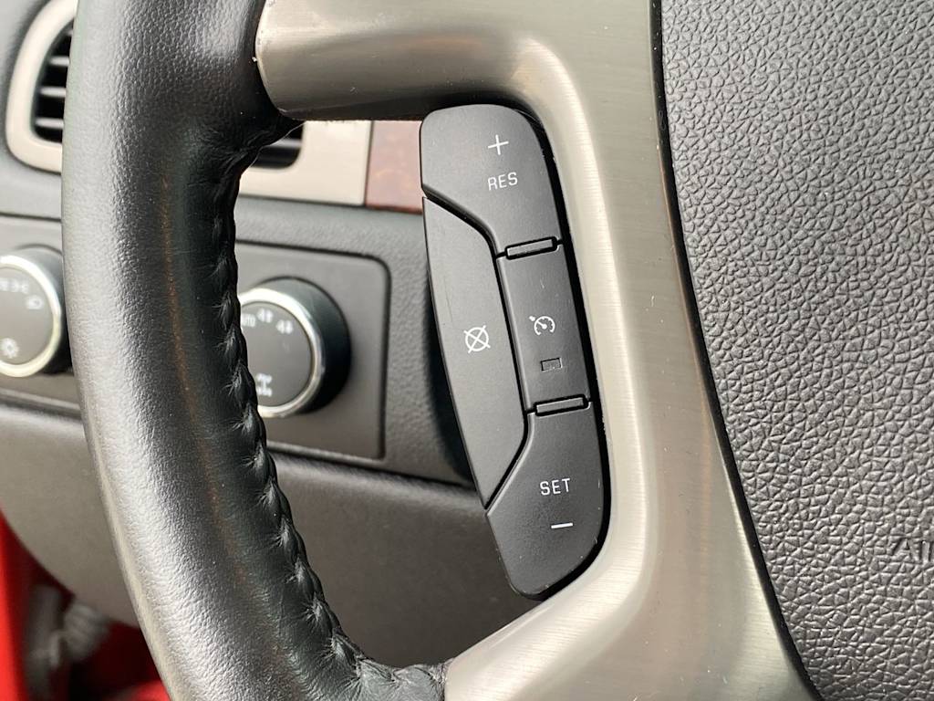 2009 Chevrolet Avalanche 1500 LTZ 27
