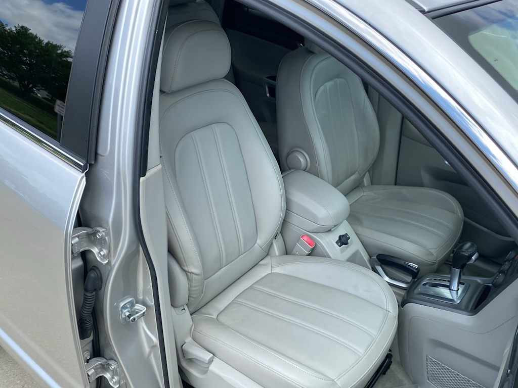 Thumbnail: 2008 Saturn VUE - 11