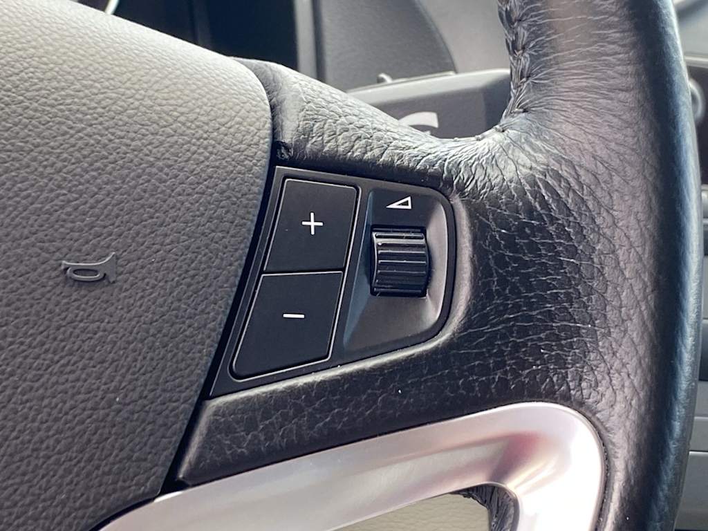 Thumbnail: 2008 Saturn VUE - 28