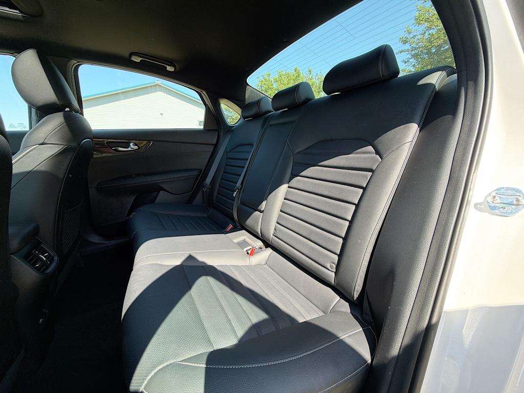 Thumbnail: 2024 Kia Forte - 25