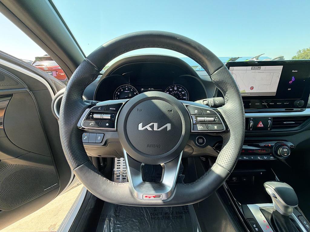 Thumbnail: 2024 Kia Forte - 13