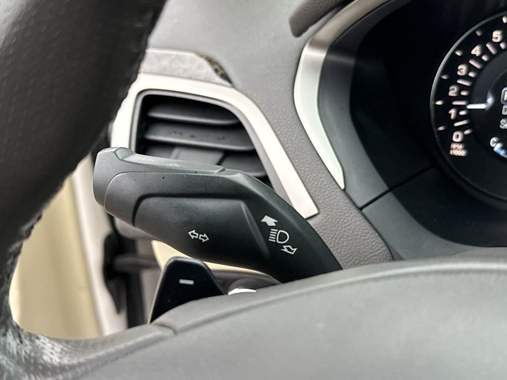 Thumbnail: 2014 Lincoln MKZ - 30