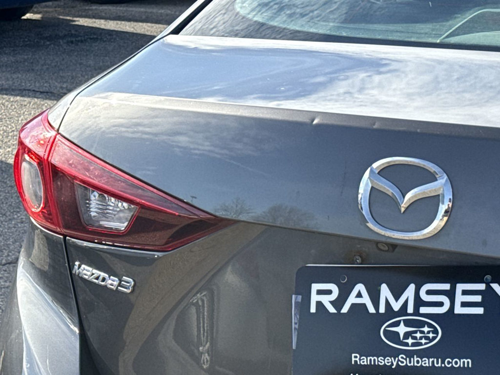 Thumbnail: 2017 Mazda Mazda3 - 24