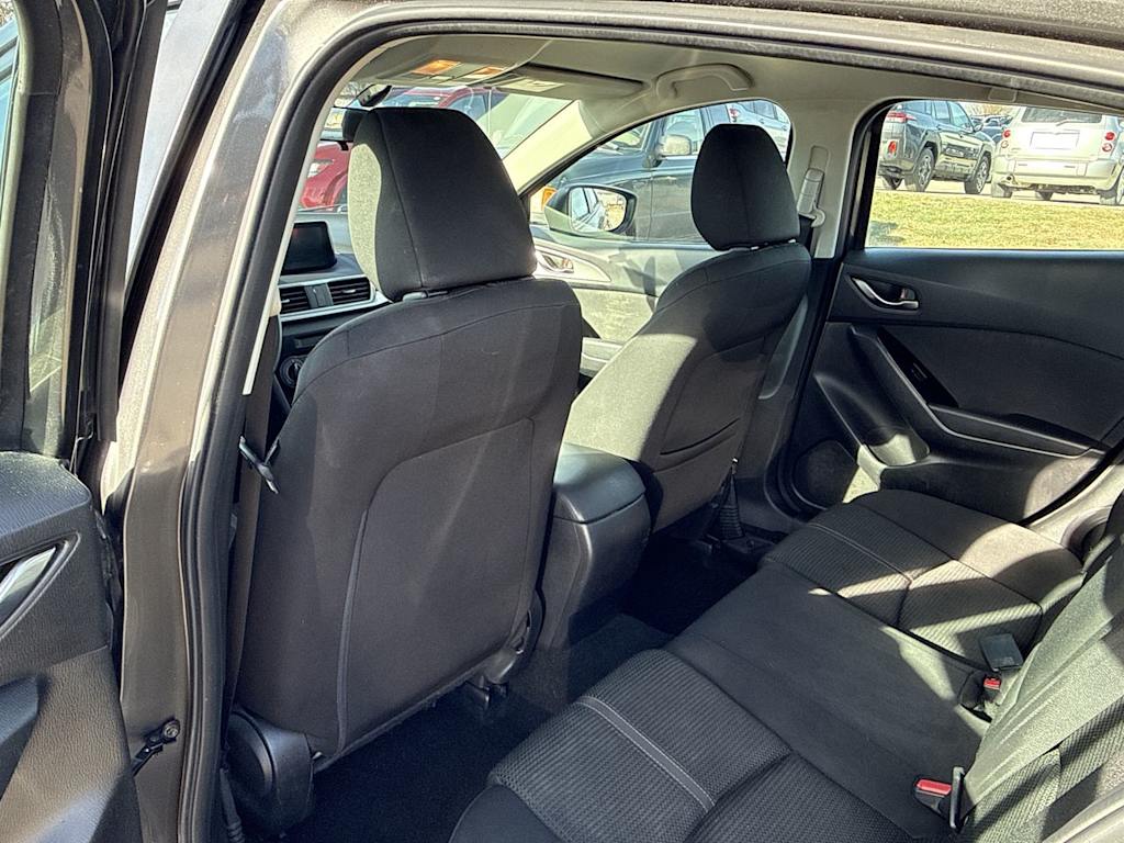 Thumbnail: 2017 Mazda Mazda3 - 13