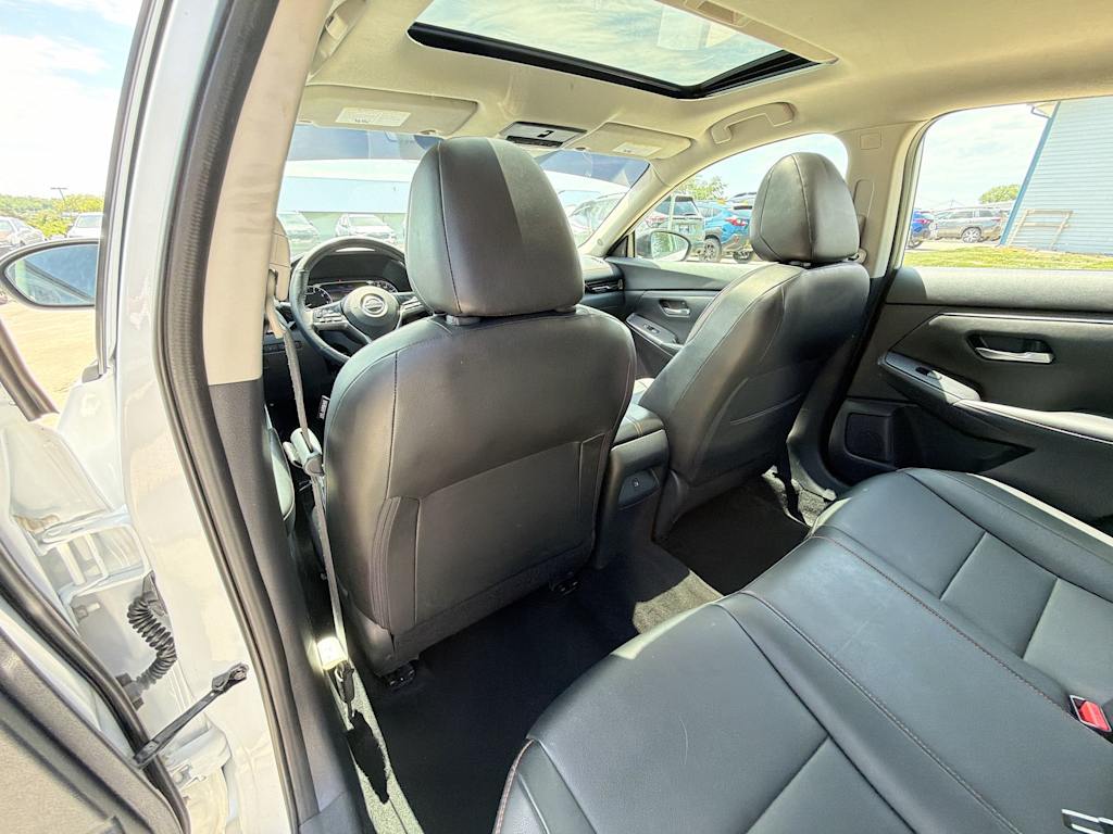 Thumbnail: 2020 Nissan Sentra - 13