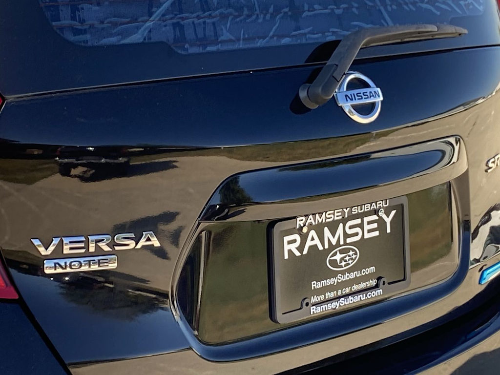 Thumbnail: 2015 Nissan Versa Note - 24