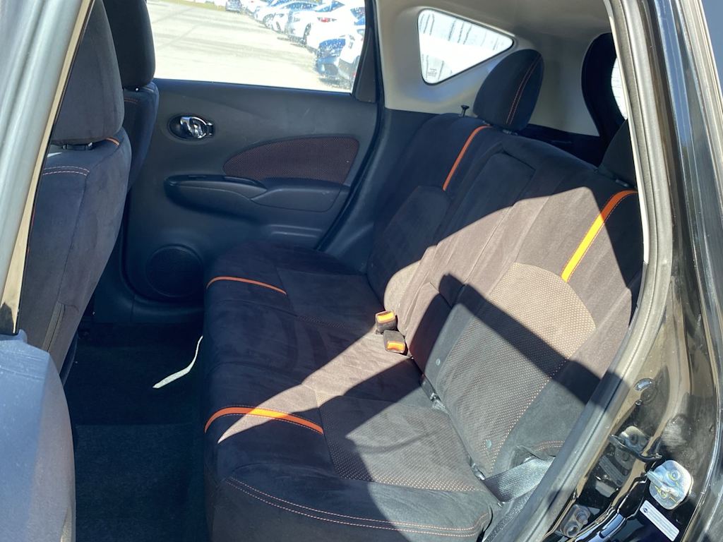 Thumbnail: 2015 Nissan Versa Note - 25