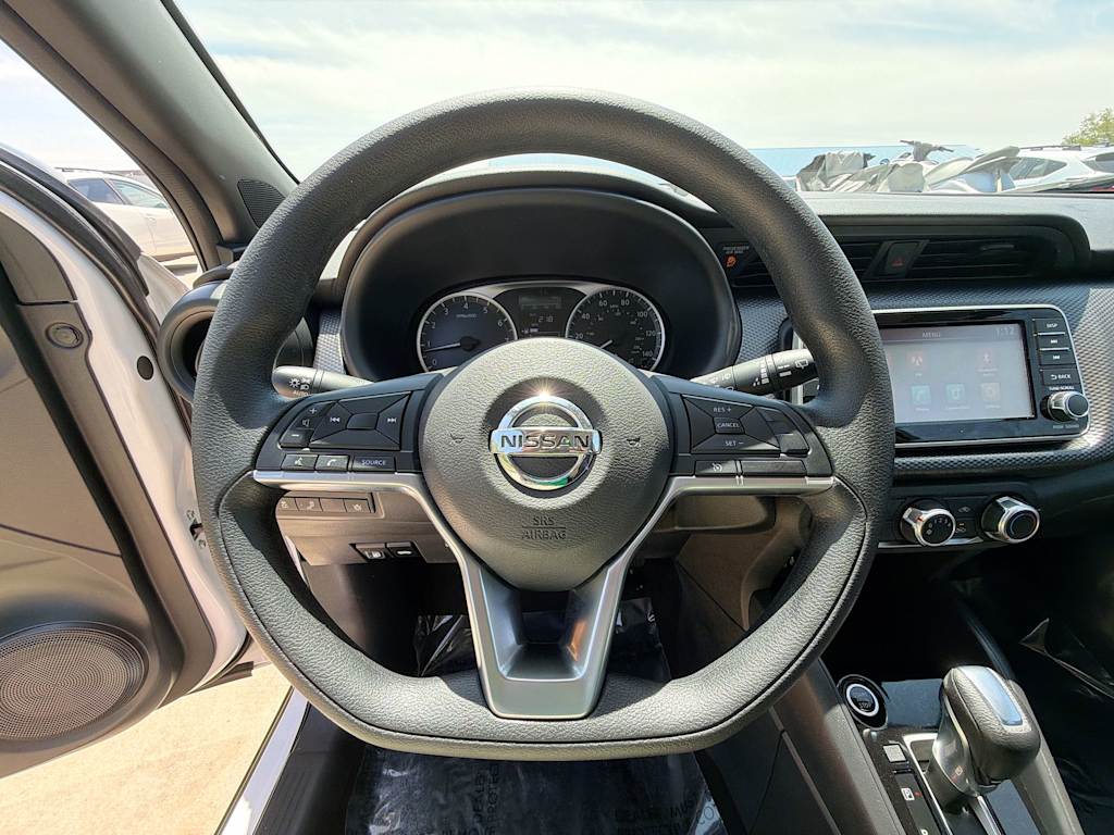 Thumbnail: 2020 Nissan Kicks - 9